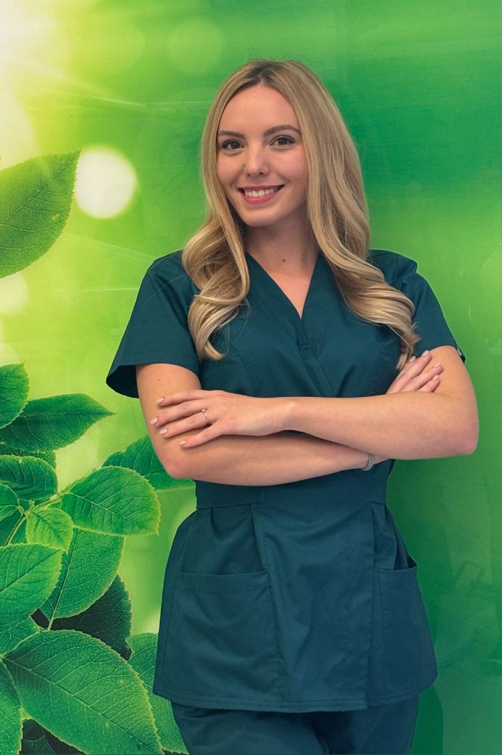 Dr. Anna Bella Weber